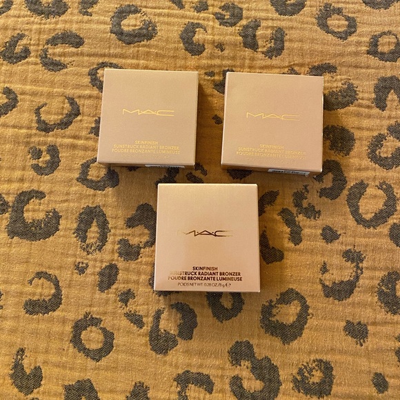 M•A•C RADIANT TRIO Brush + Bronzer BUNDLE SET - Picture 10 of 15